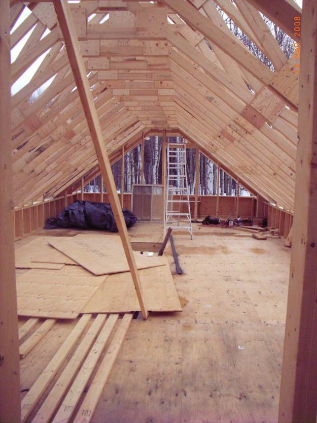 mit_sparren_innen.jpg