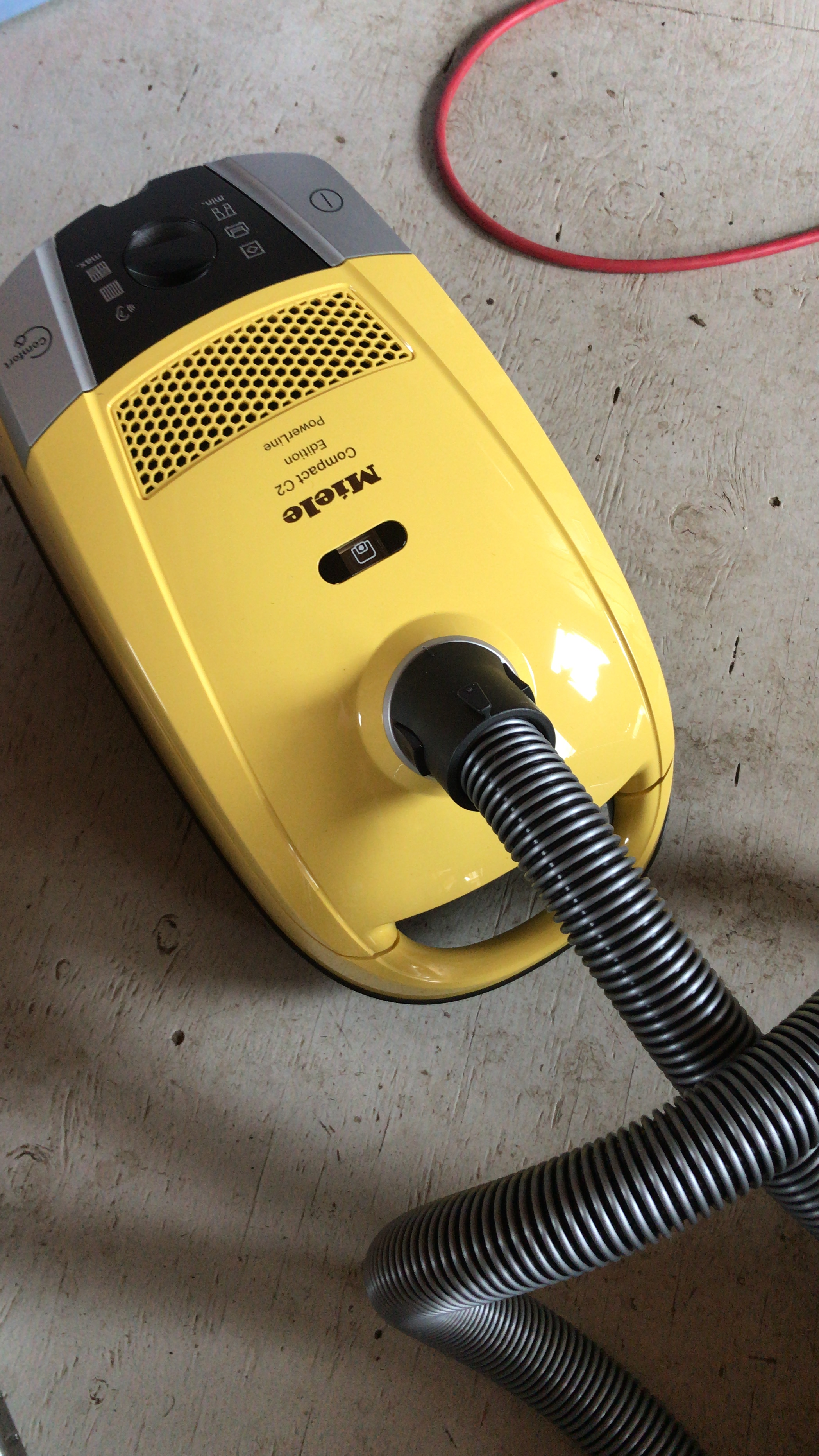 AC8FFFC1-B238-4B63-BD42-8E4618C43264